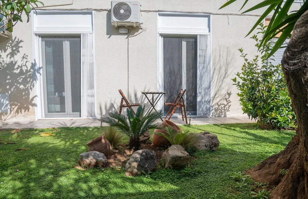 Valery'S Artistic Home-1
